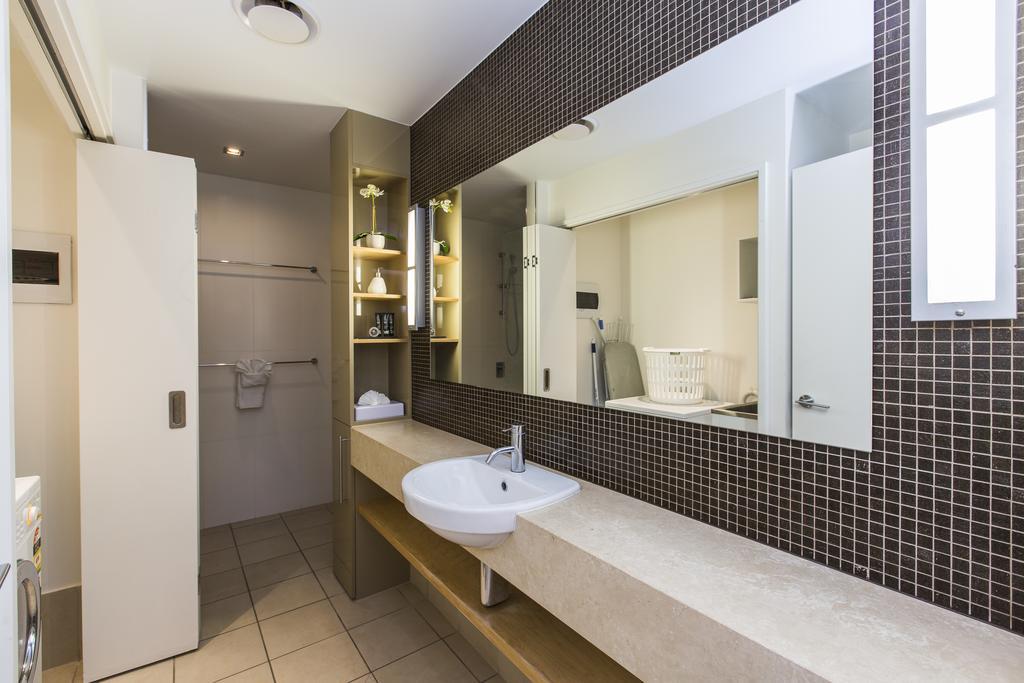 Boathouse Port Of Airlie Apartamento Airlie Beach Habitación foto