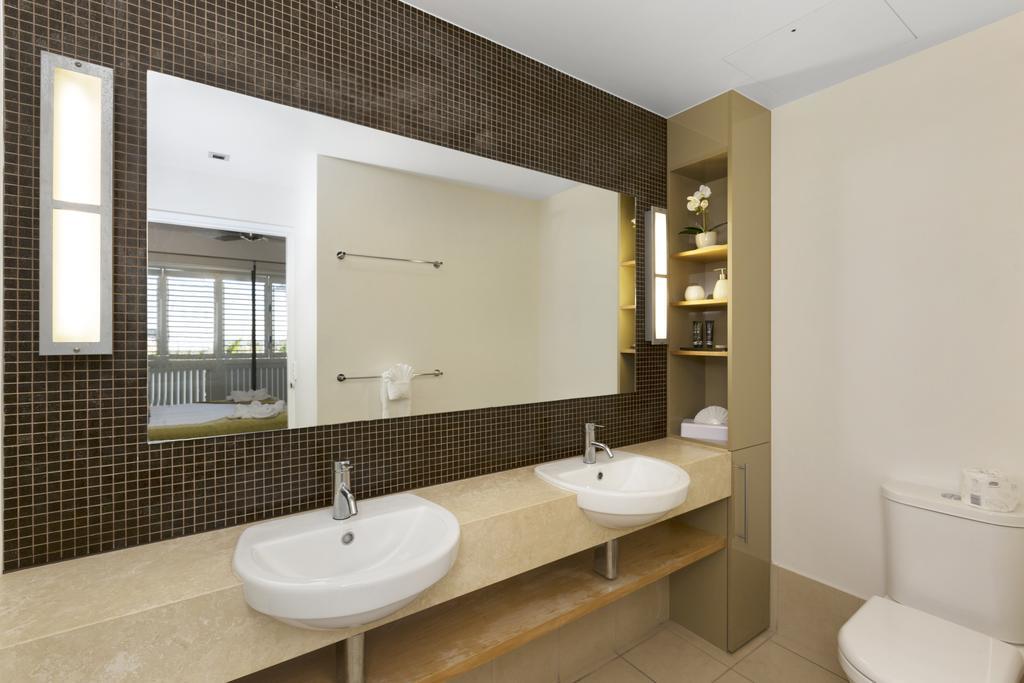 Boathouse Port Of Airlie Apartamento Airlie Beach Habitación foto